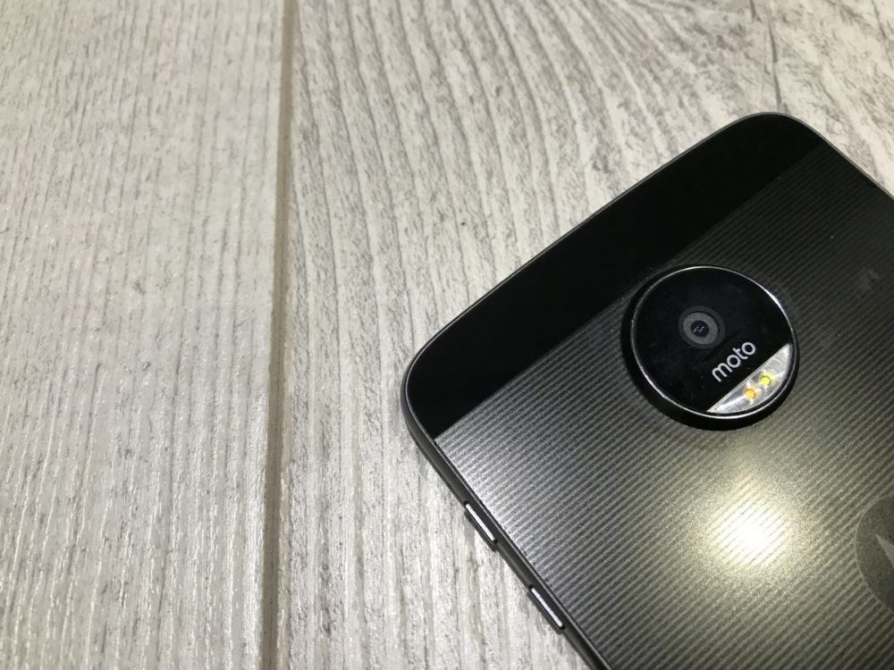 Cámara rayada Moto Z