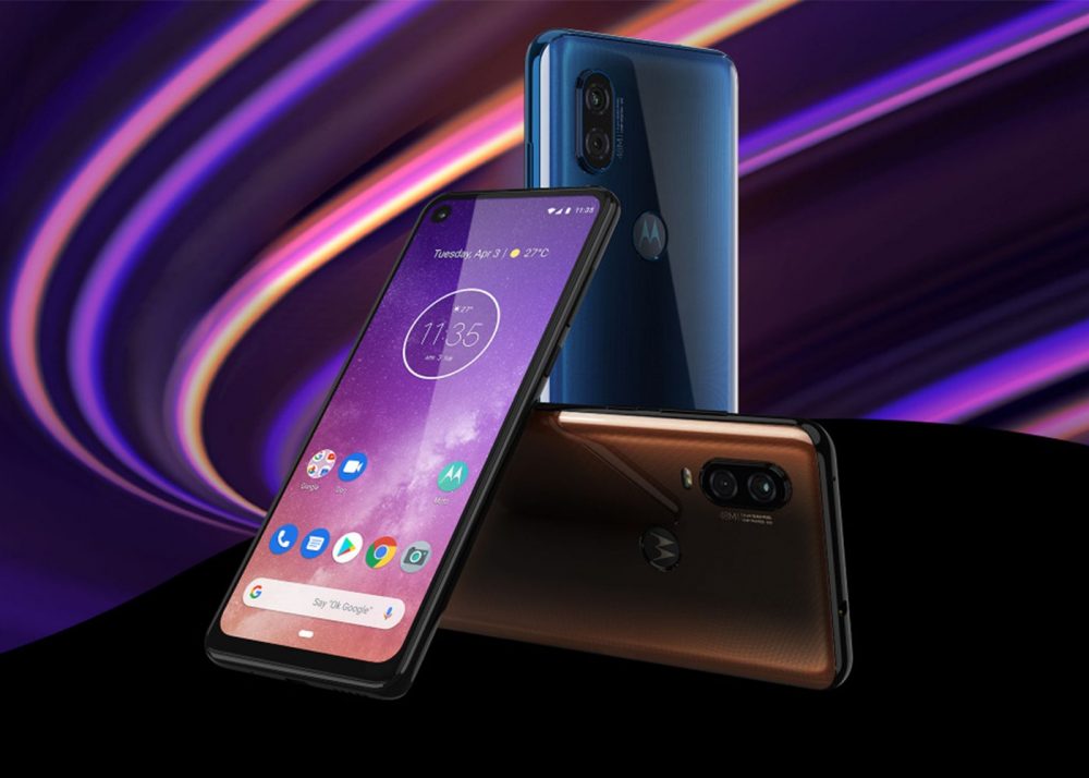 Motorola One Vision1