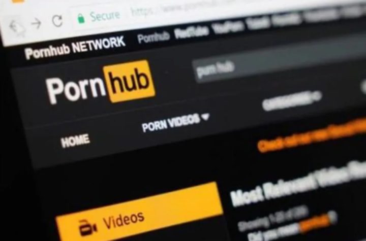 Pornhub t scaled