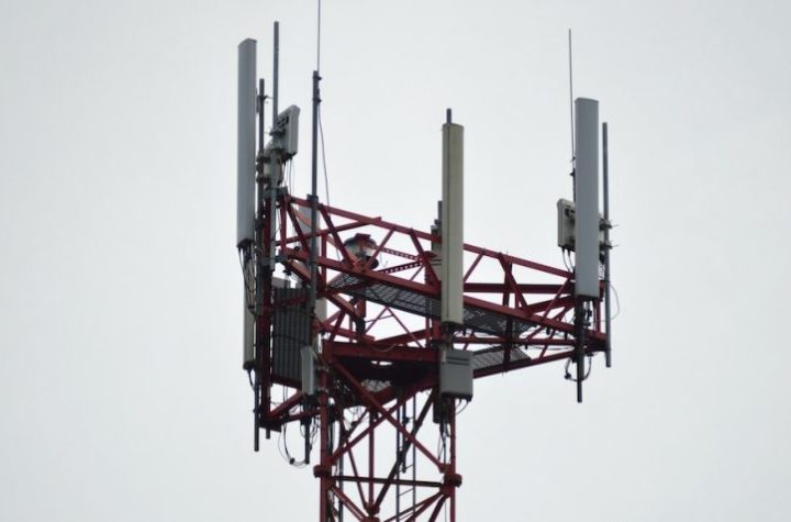 antenas telefono espionaje cdmx r3d que es que pasa torre 02 920x477 1