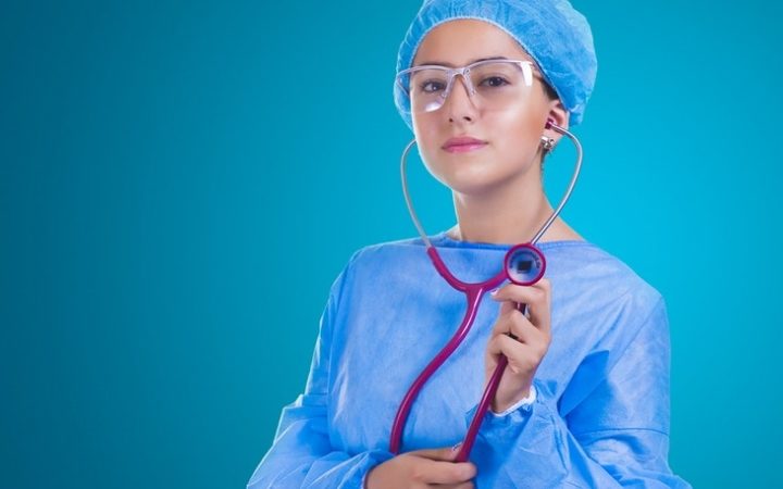 Estas son las 7 mujeres más reconocidas en la medicina