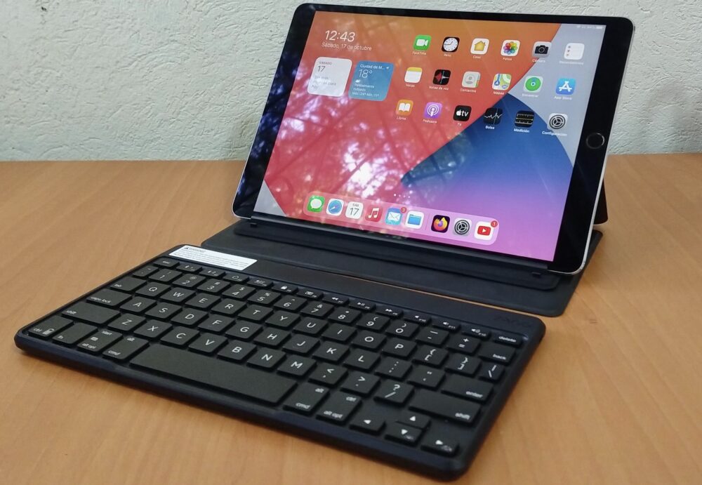 Zagg Universal Keyboard
