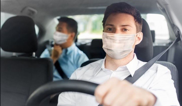 viajar-automovil-covid