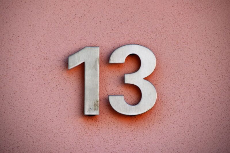 Número 13